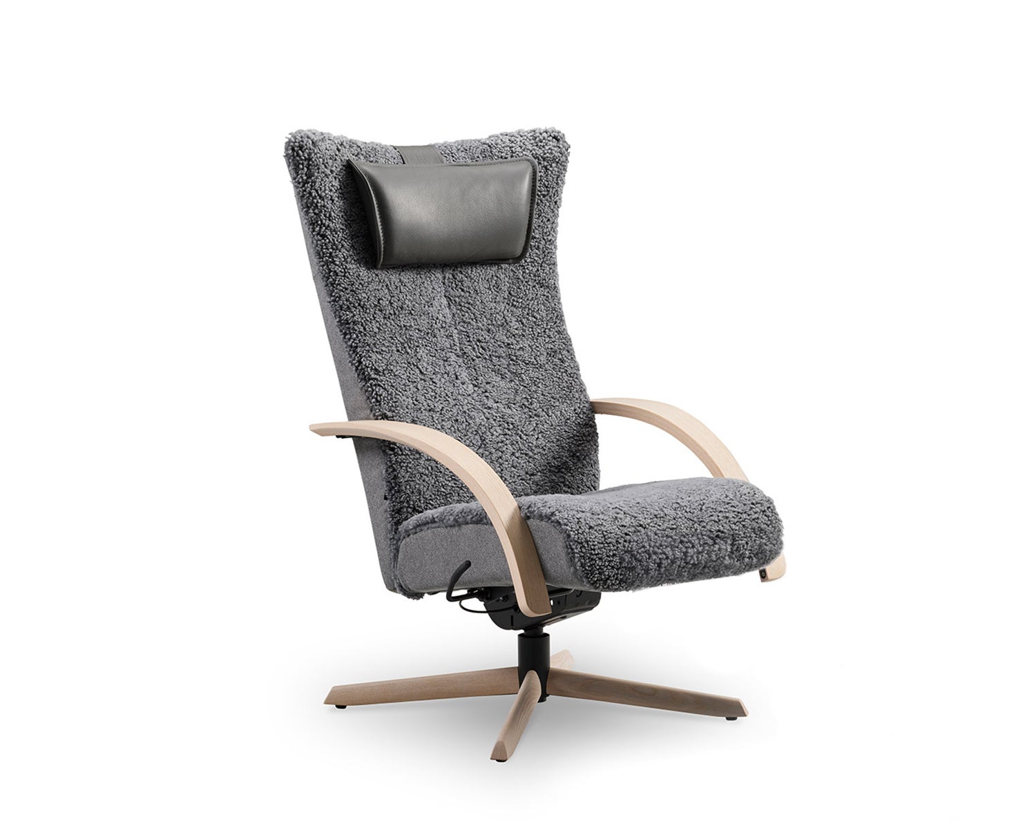 Delta Motion Wood Fåtölj i fårskinnet Scandinavian Grey