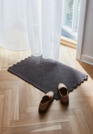 Aytm-Redono-Dorrmatta-Dark-Grey-Miljo