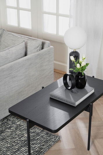 Shelton Soffbord i svart ask