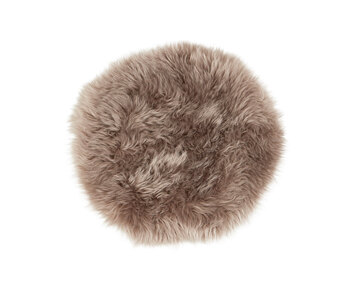 Moa rund långhårig sittdyna Ø36 cm i färg mushroom från Shepherd