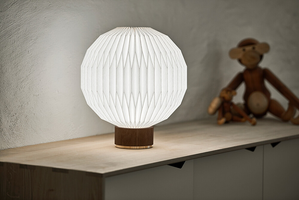 Model-375-medium-standard-smoked-oak