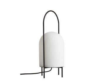 137016_WOUD_Ghost-table-lamp_3_exposed