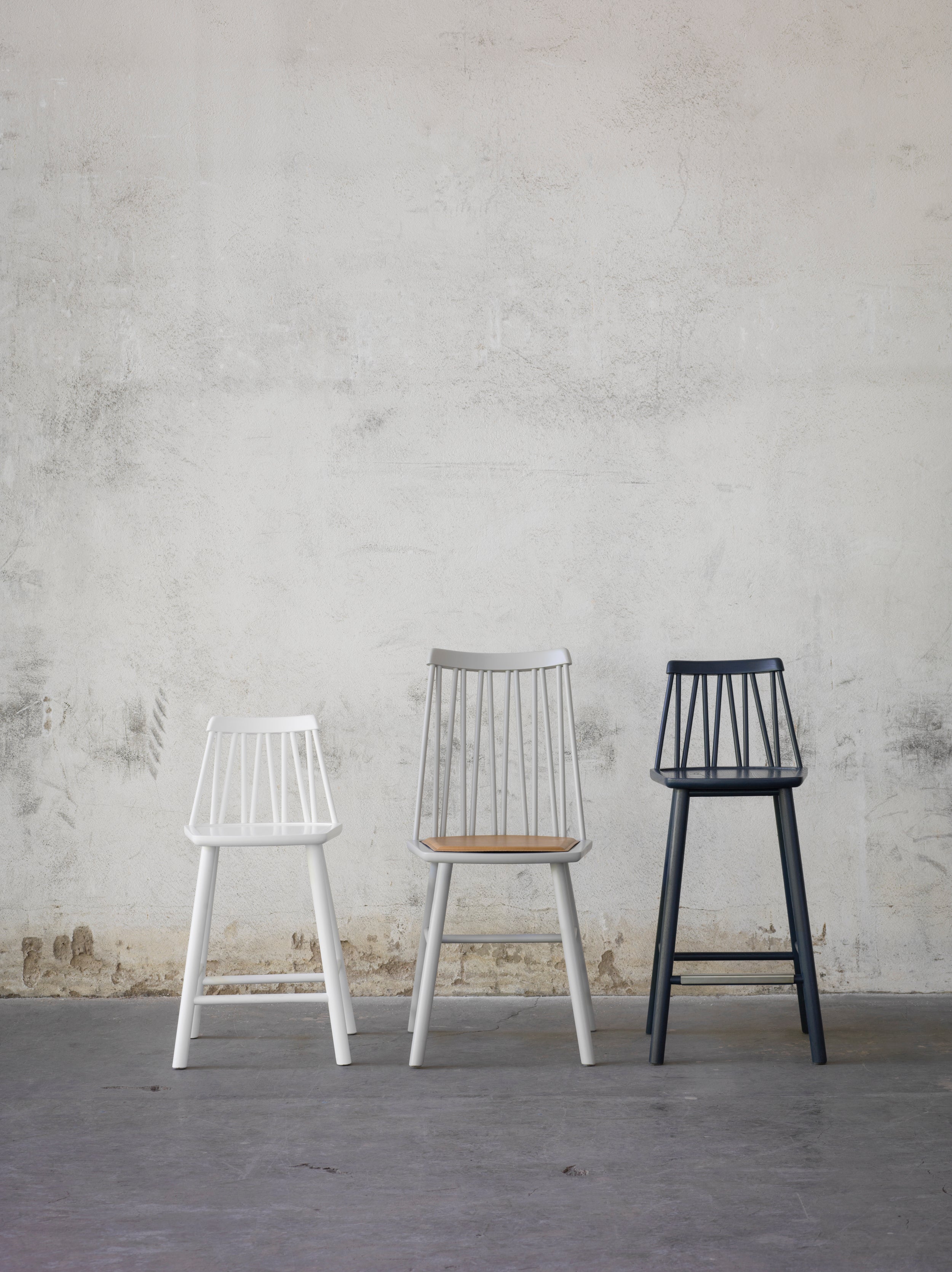 ZigZag Juniorstol, ZigZag Stol och ZigZag Barpall i industriell miljö