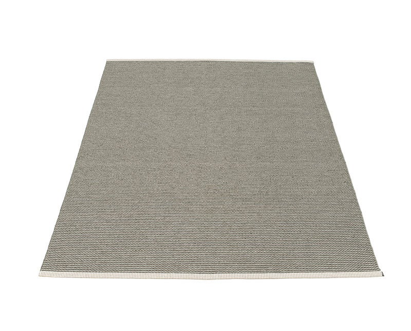 Mono Matta Charcoal / Warm Grey