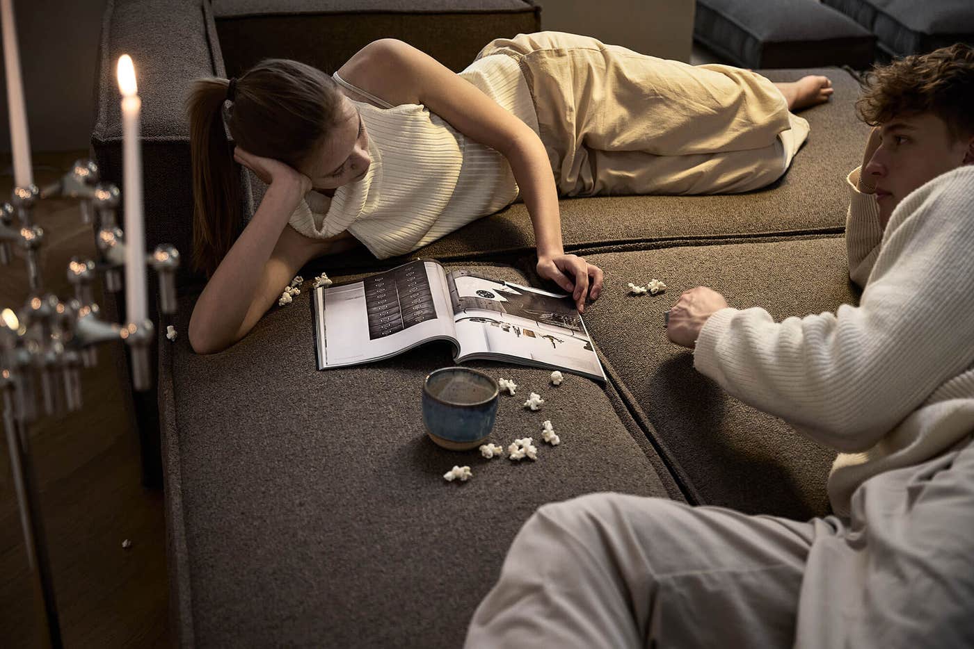 Newilla-Lounger-sofa-bed-530-e5-lifestyle.jpg Newilla-Lounger-sofa-bed-530-e5-lifestyle