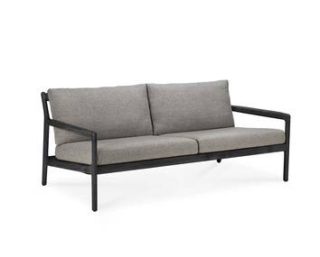 Jack utomhussoffa till din uteplats! Tillverkad i svartbetsadteak från Ethnicraft.