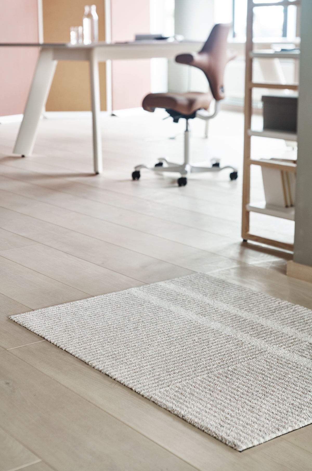 Løype-breezybeige_heymat_07_verakyte_kirstenvisdal_dreyerhensley