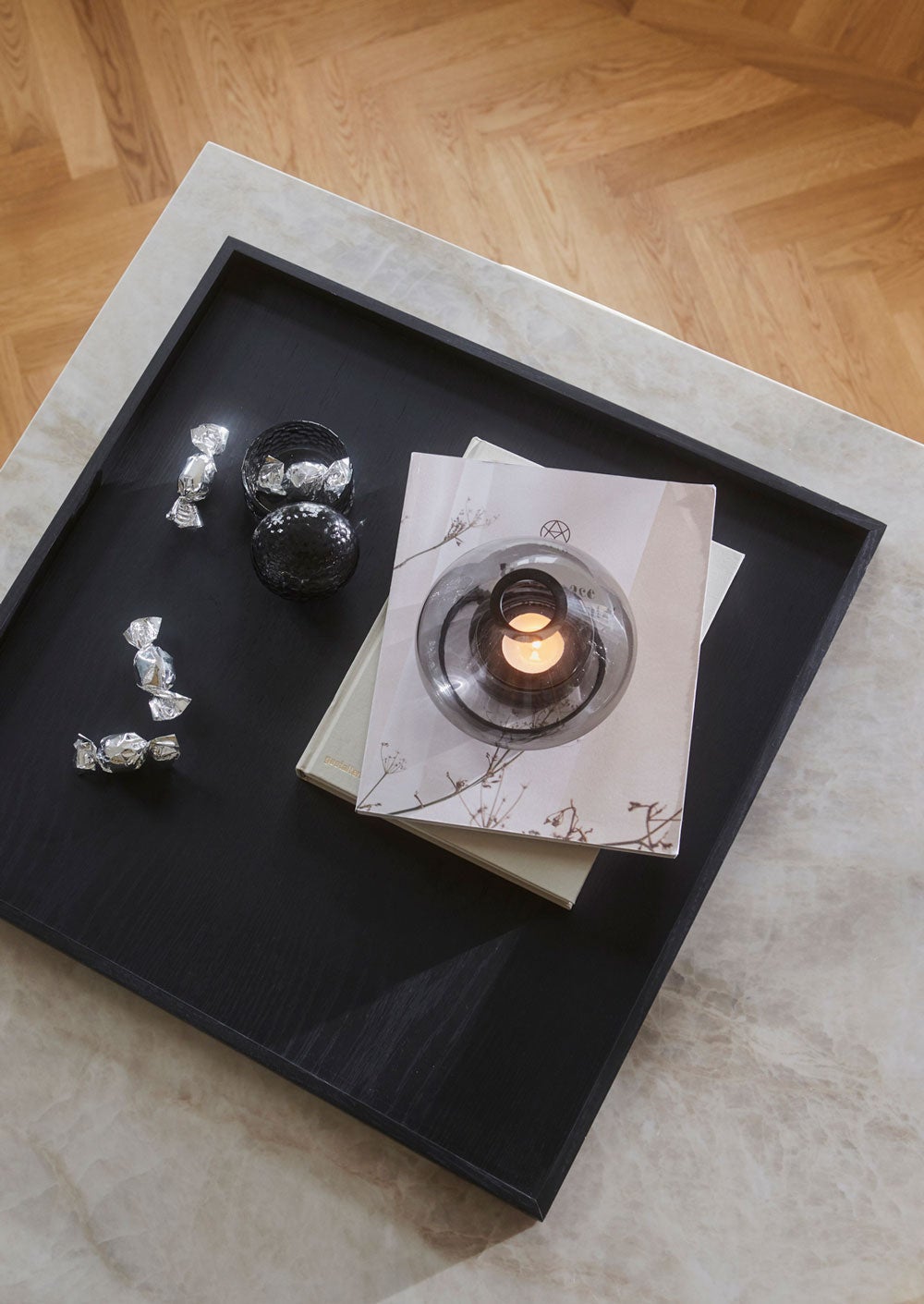 Aytm-Unity-Bricka-Svart-Miljo