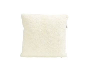 Alice Fårskinnskudde 50x50 i färgen Vit