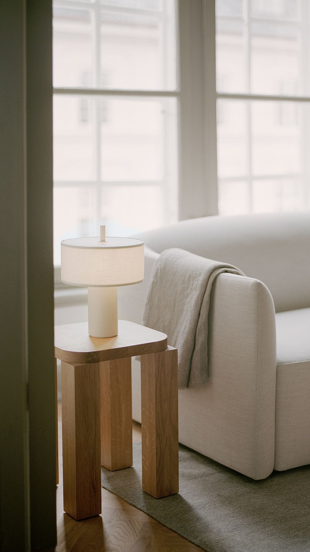 Stories-Sequence_Family-2_New-Works_Lifestyle_21361_Margin-Portable-Table-Lamp_White-Canvas_3.jpg Stories-Sequence_Family-2_New-Works_Lifestyle_21361_Margin-Portable-Table-Lamp_White-Canvas_3