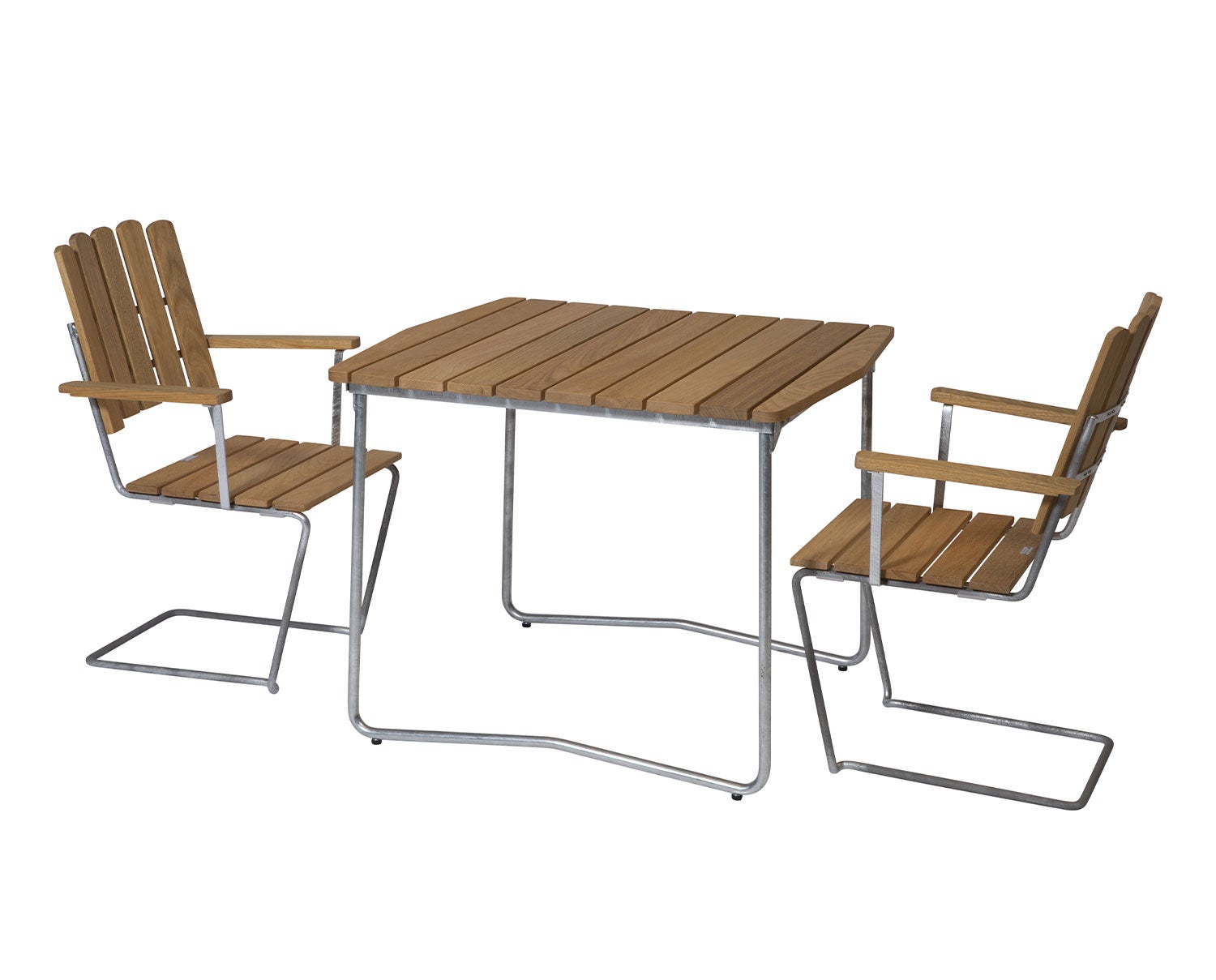 Matgrupp ett Bord B31 84 + två stycken Fåtölj A2 i oljad ek från Grythyttan