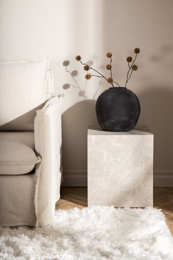 venture-design-york-soffbord-beige-miljo-2