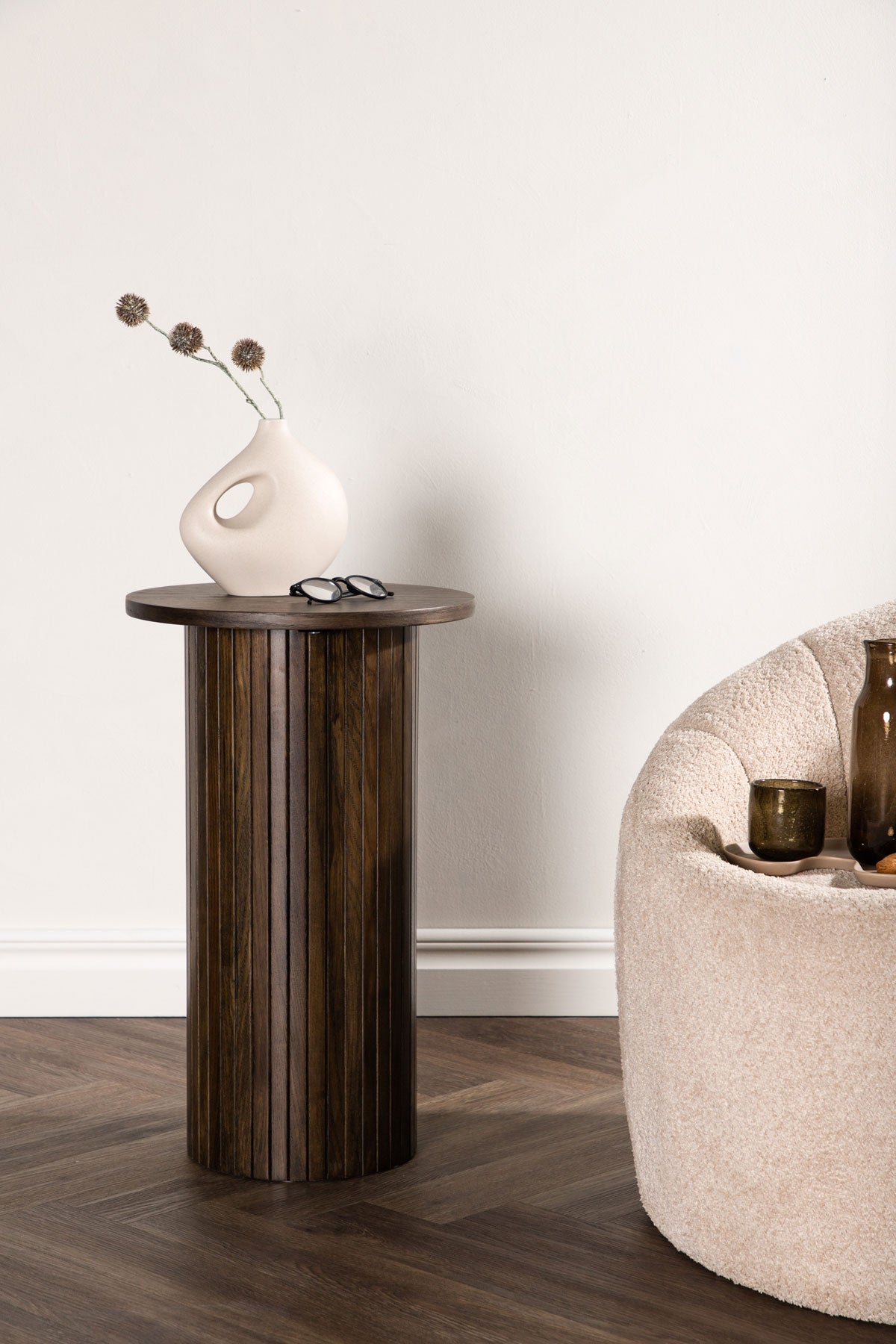 Venture-Design-Bianca-Sidobord-Brun-Miljo