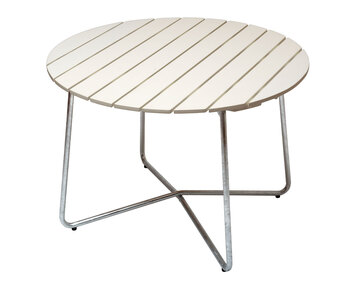 Bord 9A från Grythyttan i vitlackad ek i diameter 100 centimeter