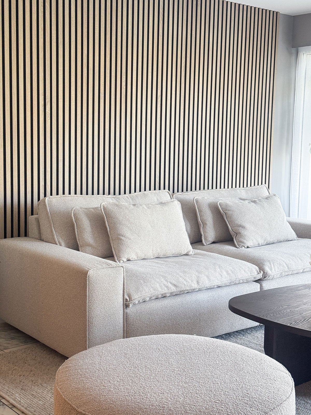 Rowico-Rawlins-3S-Sofa-Sandra-903-Light-Beige-Lifestyle