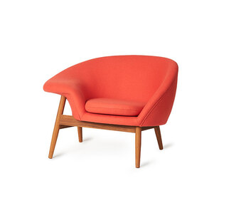 friedegg-loungechair-teak-appelred-02-warm-nordic