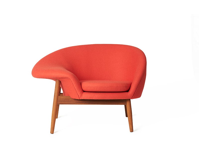 friedegg-loungechair-teak-appelred-01-warm-nordic