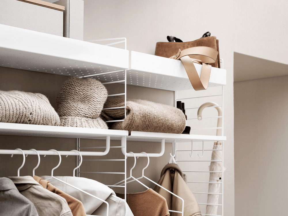 string-system-hall-garderob-vit.png String system till hallen/garderoben.