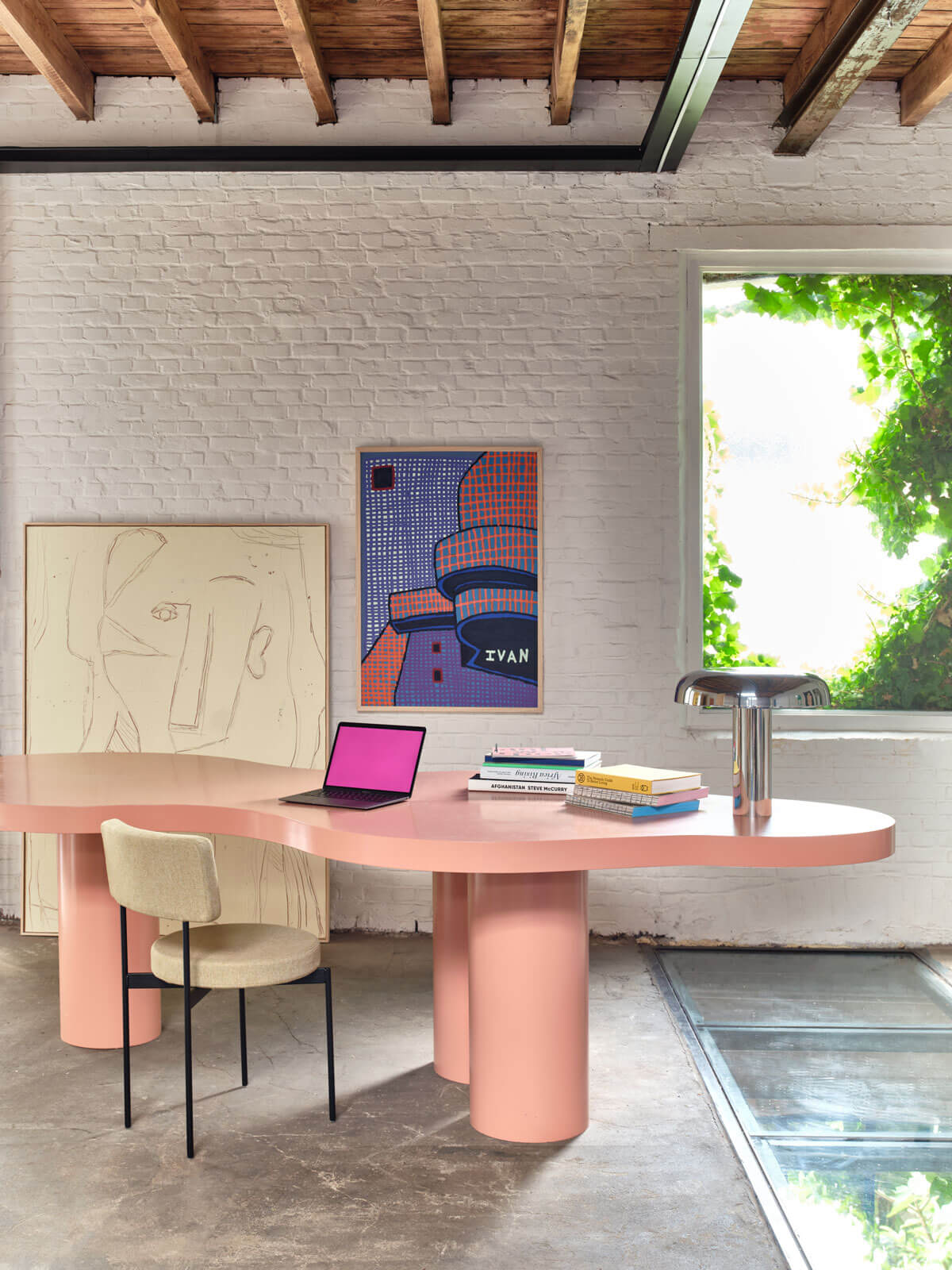 Mushroom-Table-Lamp-Maximalism-miljo