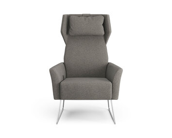 Fåtöljen Select. Fåtöljen är klädd i tyget Main Line Flax 26, med medar i kromat utförande.