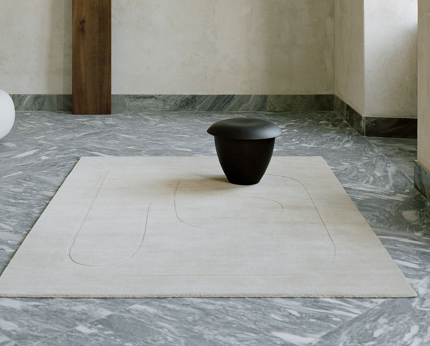 Cursive Expanse Matta | Beige 250x350