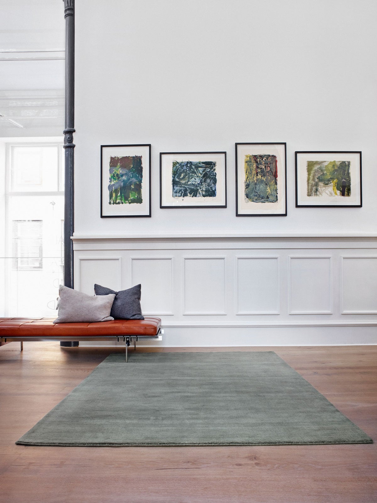 massimo_EARTH_verte-grey_environment_HR